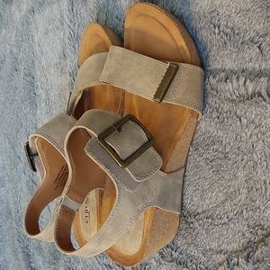 Wedge Sandle Tan Size Size 9.5